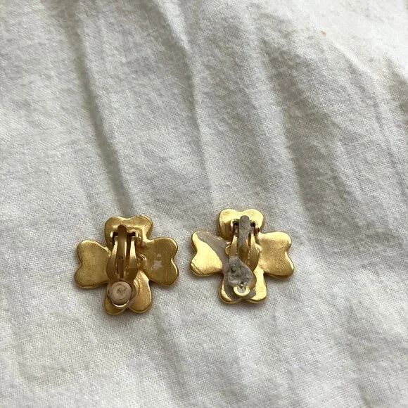 Vintage Chanel earring - Picture 5 of 6